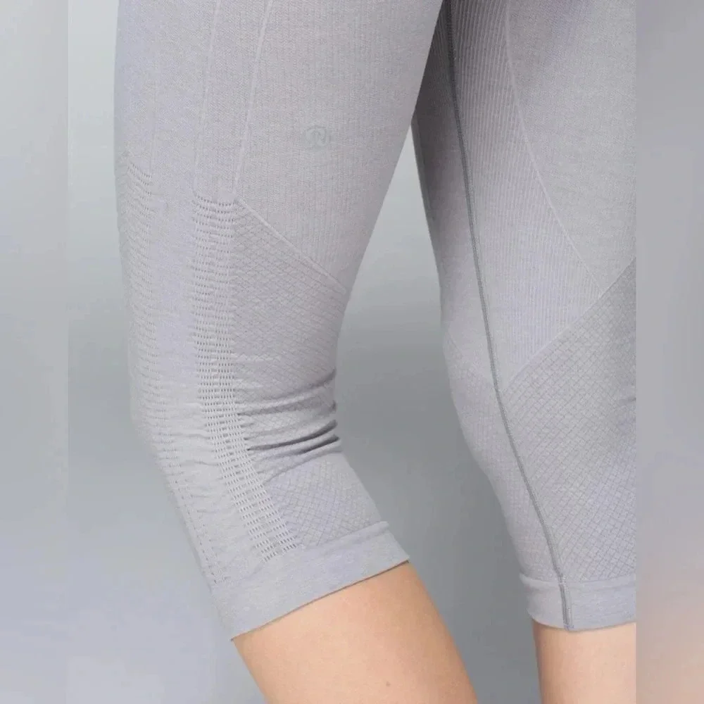 Lululemon | In The Flow Crop Leggings - Size 6